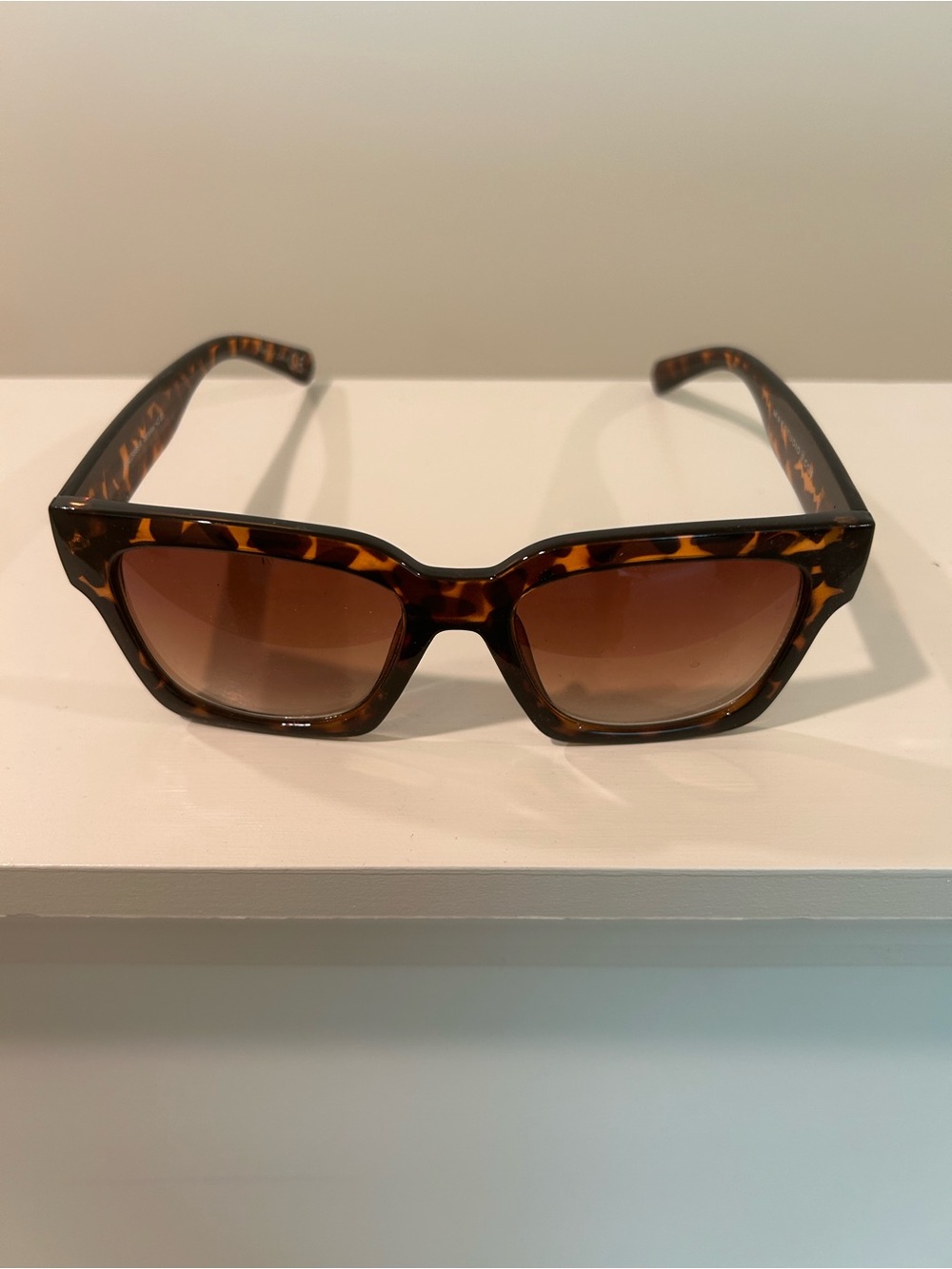 Max Studio Tortoiseshell Square Sunglasses - Brown Lenses